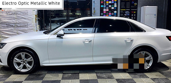 Audi Electro Optic Metallic White-Verschuifbare de Versie van de de Filmlucht van de Autoomslag